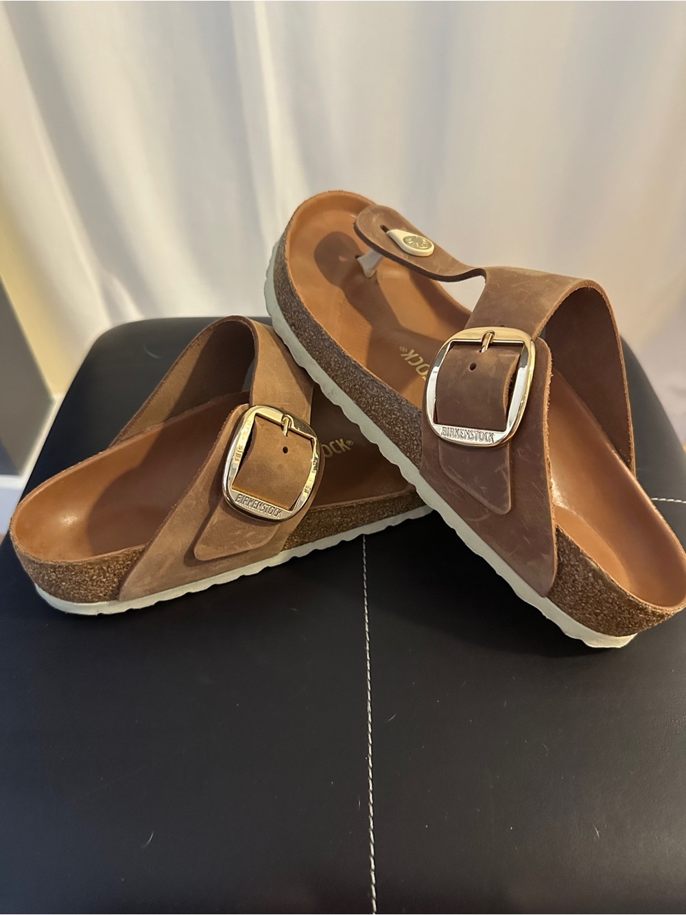Birkenstock Women’s Gizeh Big Gold Buckle Brown Leather Thong Sandals